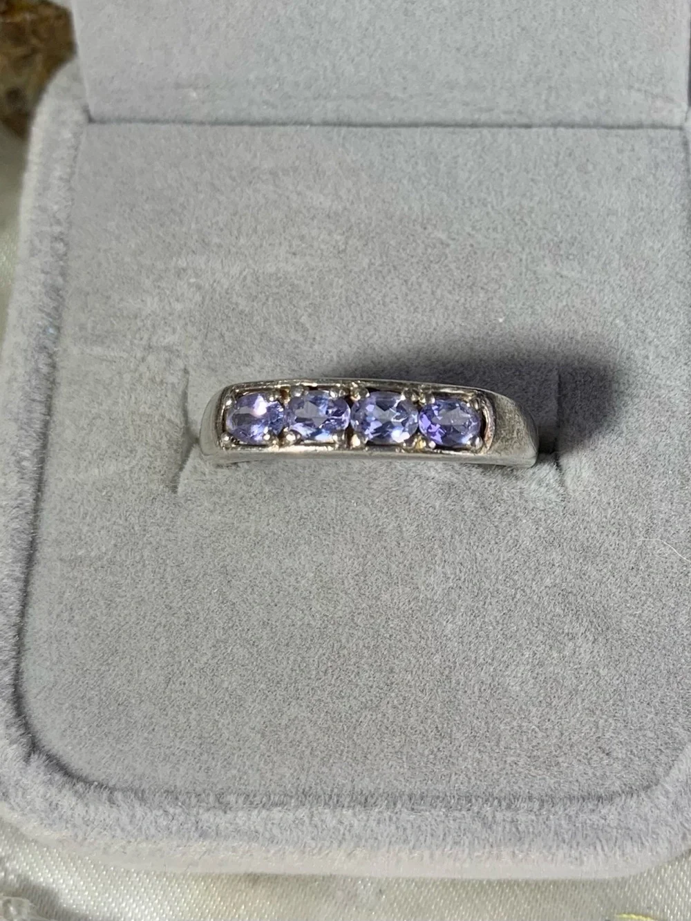 Sterling Silver vintage Tanzanite rare gemstone ring,size 7,